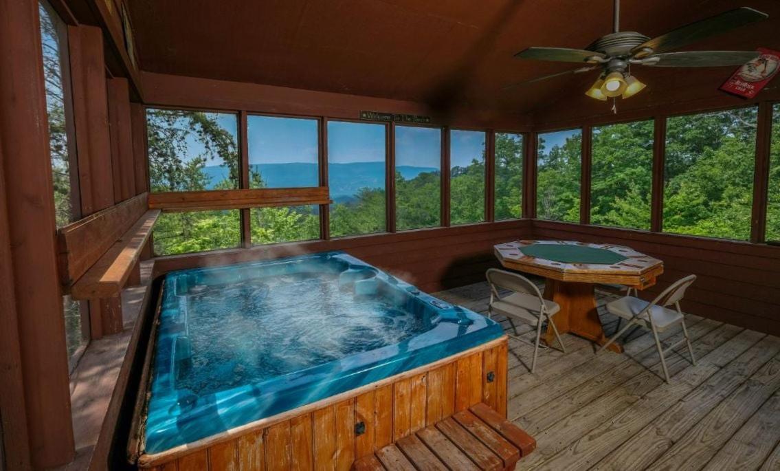 Jacksons Cabin Sevierville Exterior photo